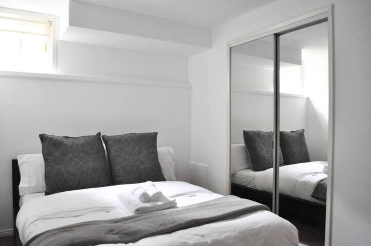 Cozy 1 Bd Suite Centrally Located นอร์ทแวนคูเวอร์ ภายนอก รูปภาพ