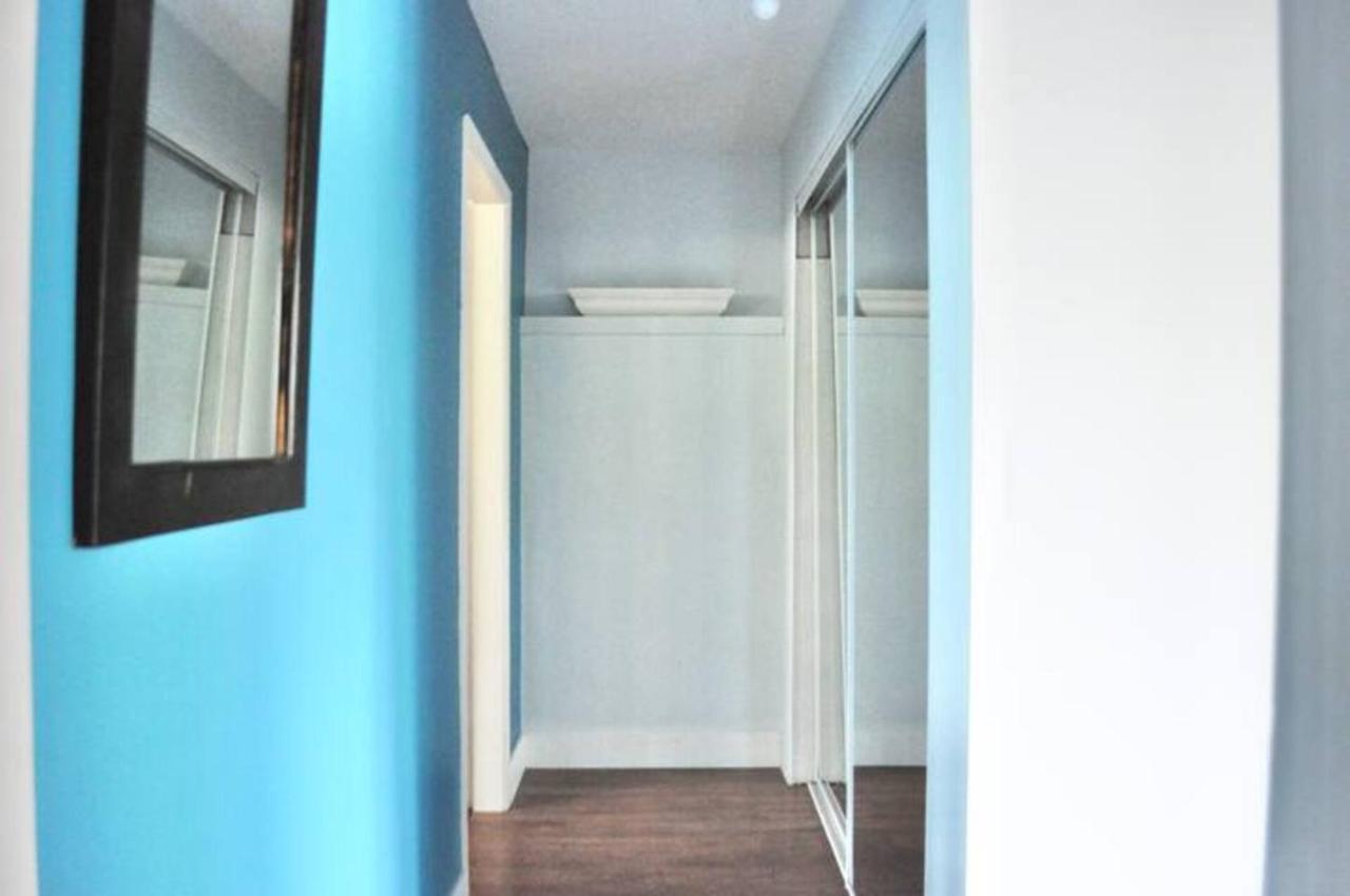 Cozy 1 Bd Suite Centrally Located นอร์ทแวนคูเวอร์ ภายนอก รูปภาพ