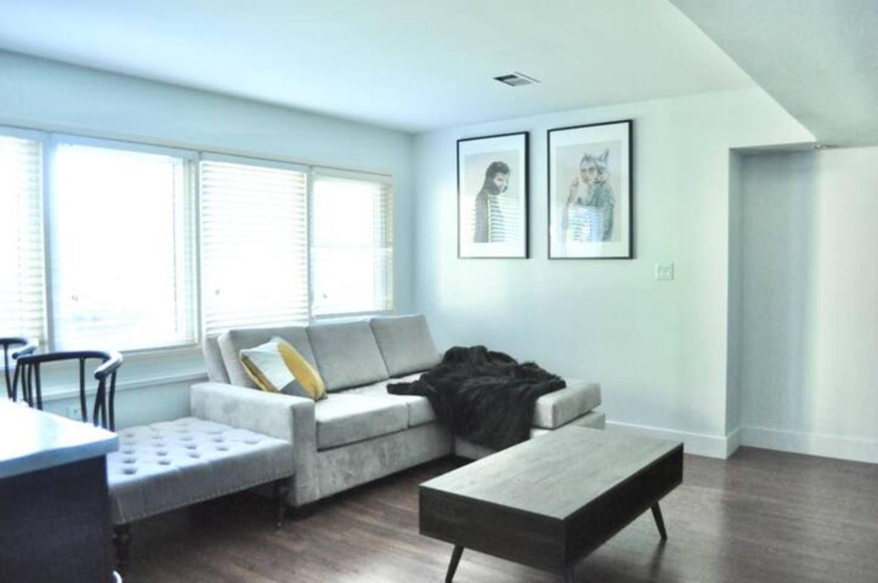 Cozy 1 Bd Suite Centrally Located นอร์ทแวนคูเวอร์ ภายนอก รูปภาพ