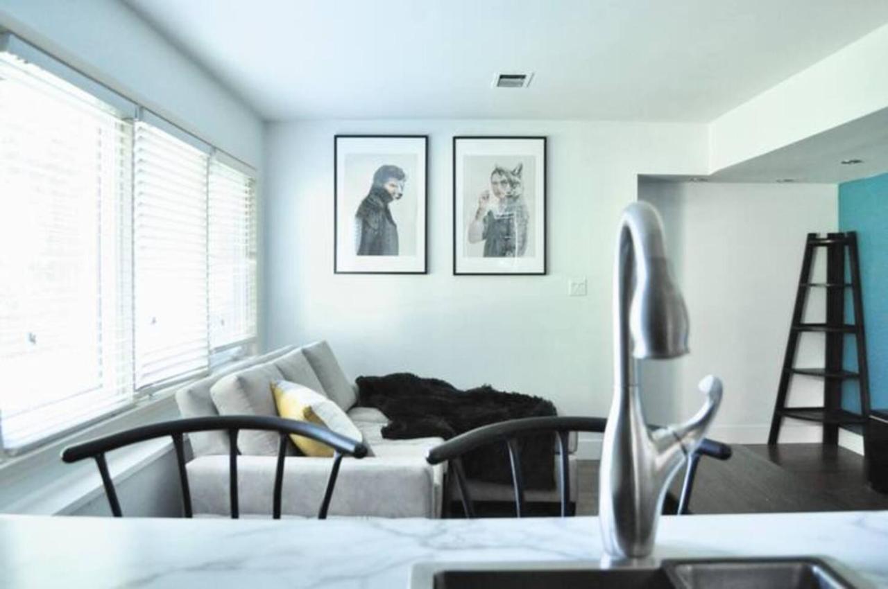 Cozy 1 Bd Suite Centrally Located นอร์ทแวนคูเวอร์ ภายนอก รูปภาพ